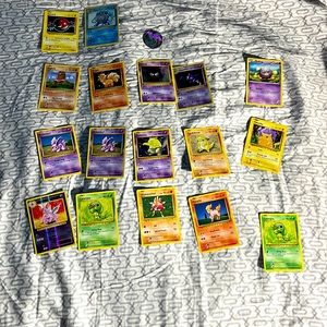 Pokémon cards (17) unlimited edition cards. Mystery Bonus card.